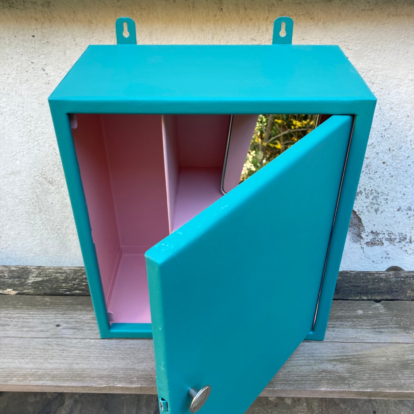 Armoire à pharmacie métal turquoise