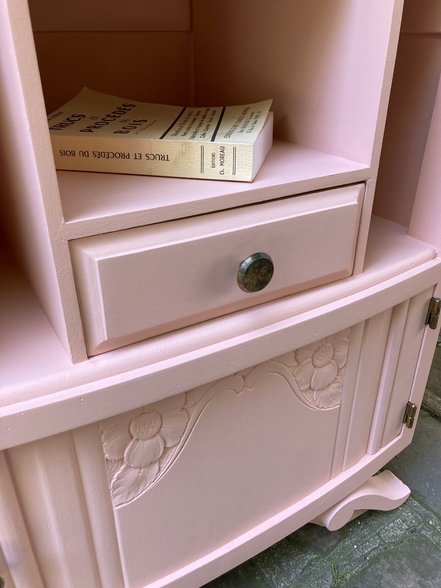 Chevet Art Déco rose