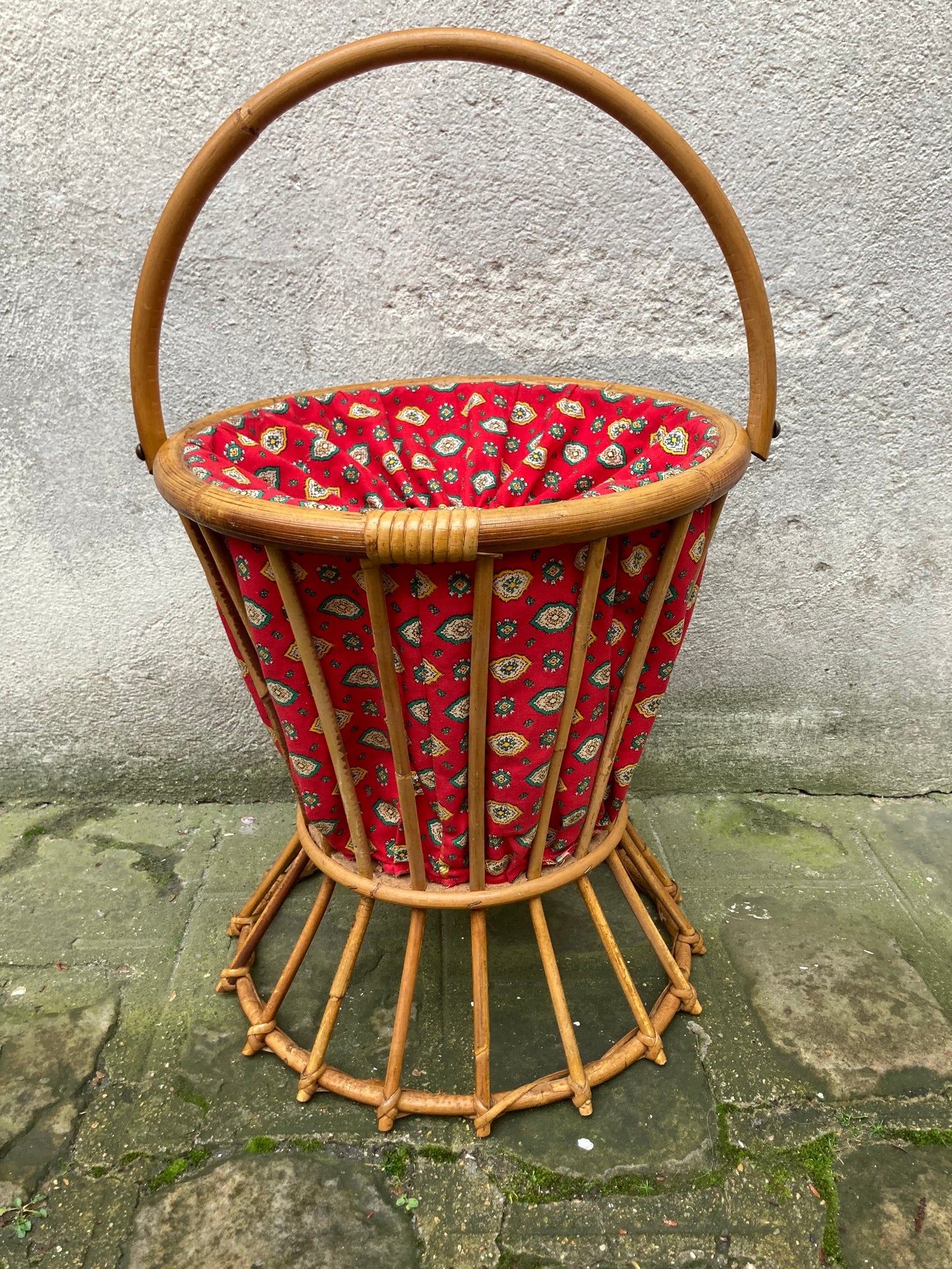 Panier à ouvrage en rotin