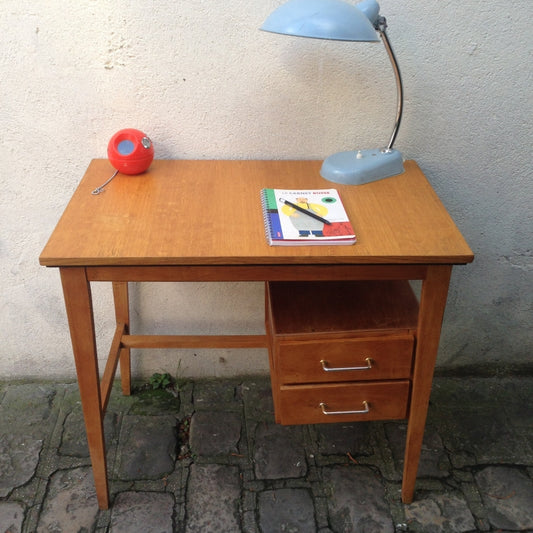 Bureau vintage en bois à caisson - Poignées laiton